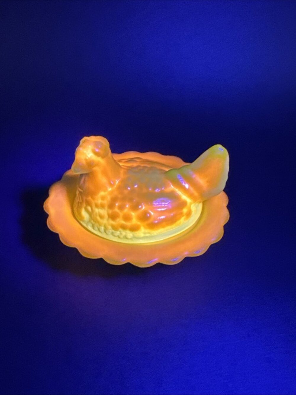 Mosser Hen On Nest Dandelion Yellow Salt Cellar Dip Mini UV Cadmium Glow